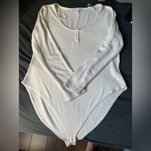 Women’s forever 21 plus size bodysuit